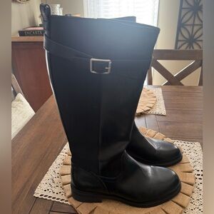 Black Heeled Boots